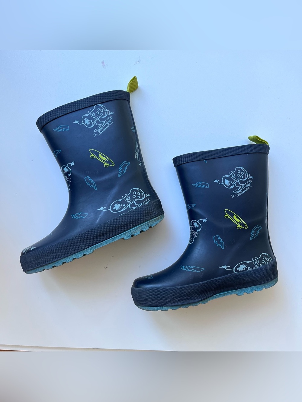 TAG Toddler boys rain boots sz 9